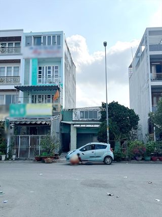 Nhà 4 tầng mặt tiền đường số ngay chợ bình điền p7q8. giá: 9.2 tỷ