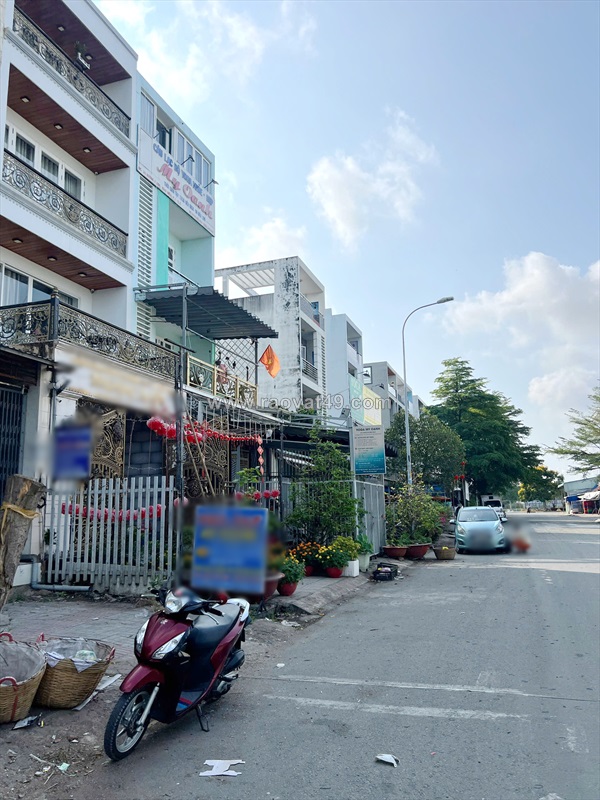 Nhà 4 tầng mặt tiền đường số ngay chợ bình điền p7q8. giá: 9.2 tỷ