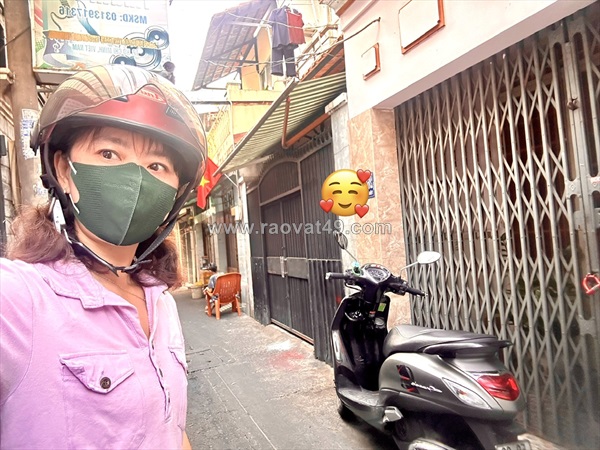 Nhà đẹp đ.tôn đản- chỉ 4.5t- lưu thông nguyễn tất thành- qua q1 chỉ 5 phút.