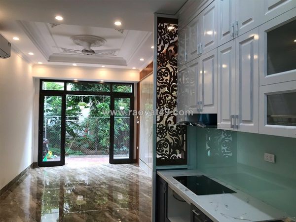 Nhà đẹp - giá tốt - chính chủ cần bán nhà 5 tầng tại quận long biên, tp hà nội