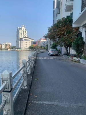 Nhà đẹp mặt hồ ngọc lâm , gara, kinh doanh, ôtô đỗ cửa