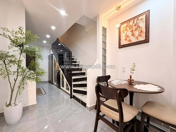 Nhà đường trần văn kỷ quận bình thạnh cũ.