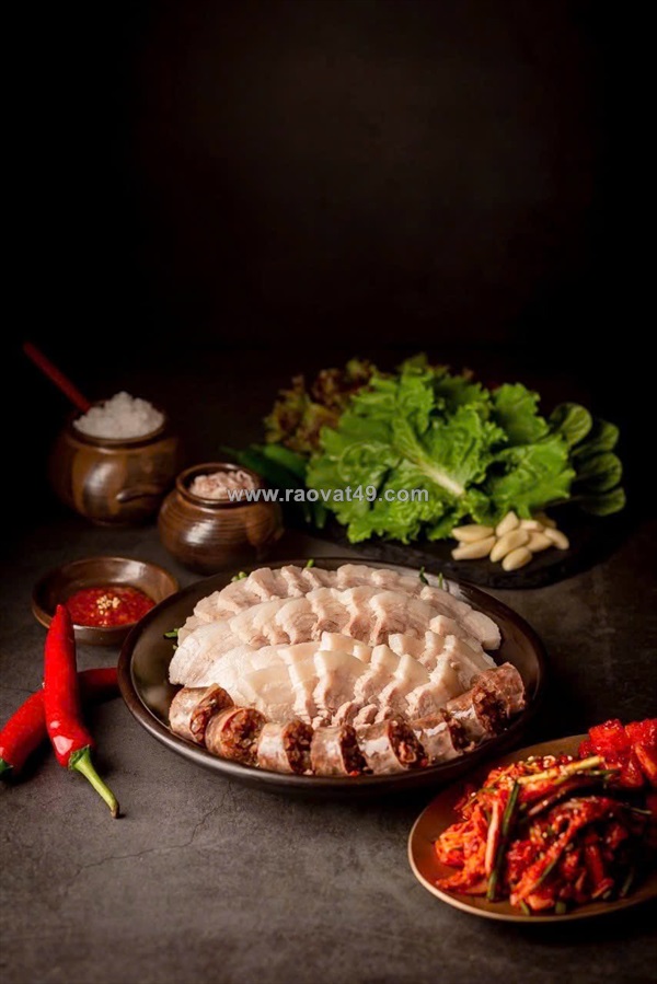 Nhà hàng hq tuyển phục vụ & phụ bếp bao ăn ở tại thủ đức