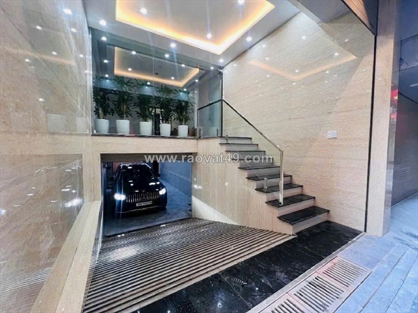 Nhanh!bán nhà dân xây hồ tùng mậu,oto tránh,đỗ ngày đêm,dt:55mx5t,mt:4.5m,10.9ty