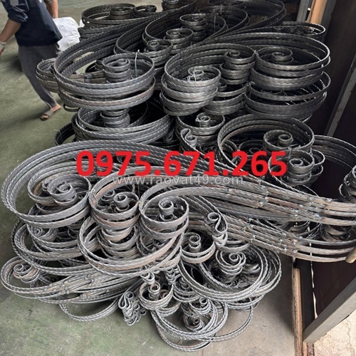 Ở đâu bán sỉ các loại phụ kiện sắt uốn tại hà nội?