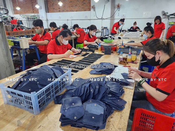 Quà tặng đồ da cao cấp – giúp doanh nghiệp tạo ấn tượng chuyên nghiệp