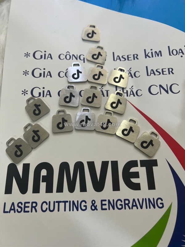 Sản xuất tem - nhãn inox khắc laser theo yêu cầu