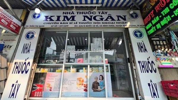 Sang nhượng nhà thuốc và toàn bộ cơ sở vật chất mới  có phòng ở lại cho gia đình