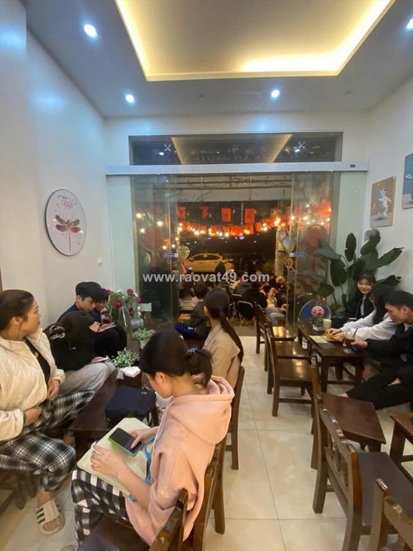 Sang nhượng quán cafe view hồ hạ đình - thanh xuân quán nằm vị trí đắc địa, mặt