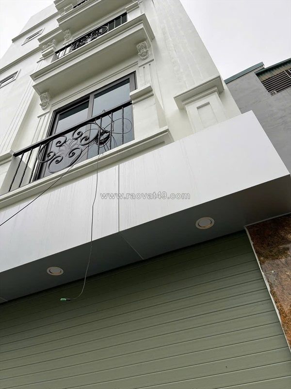 Siêu phẩm 5 tầng phúc lợi - nhà mới kính koong - ngõ nông ô tô - giá tốt nhất