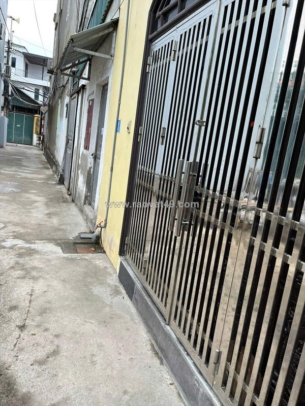Siêu phẩm 5 tầng phúc lợi - nhà mới kính koong - ngõ nông ô tô - giá tốt nhất