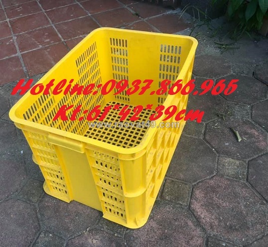 Sọt nhựa trong kho xưởng, sóng nhựa hở, sóng nhựa công nghiệp