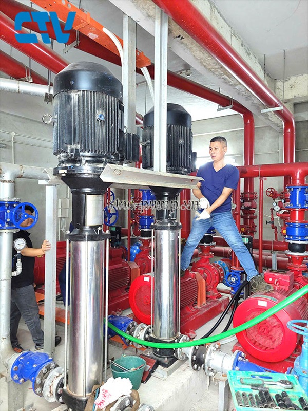 Sửa chữa máy bơm trục đứng hệ thống tăng áp – uy tín tại hà nội