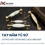 Tay nắm tủ sứ phù hợp với không gian nội thất nào