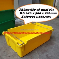 Thùng nhựa nguyên sinh có quai sắt tại long biên , giá thùng nhựa, khay nhựa giá rẻ