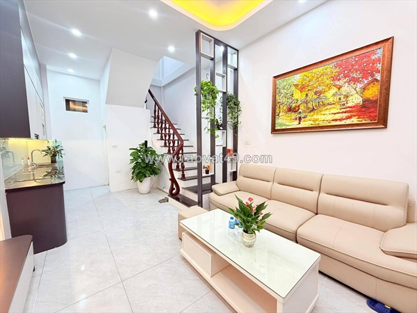 Thuỵ khuê – bán nhà 4t 30m² mt 3.5m – giá chào 7.85 tỷ tây hồ