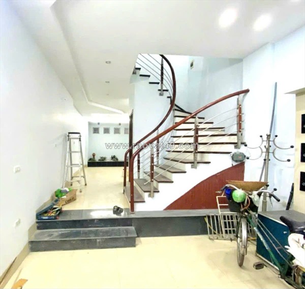 Tin chuẩn 100% người nhà nhờ bán hộ để cho con đi du học nước ngoài