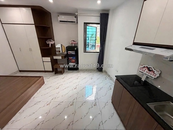 Tòa căn hộ dịch vụ kim mã 55m x 6 tầng thang máy 15,5 tỷ dòng tiền 50tr/tháng