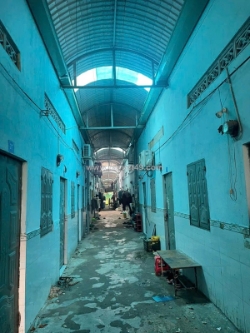 Tôi cần, bán nhanh dãy trọ 55 phòng diện tích 1398m² chỉ tính tiền 1251m2 đất