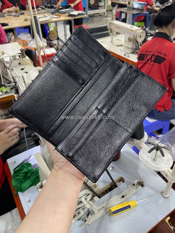 Xưởng gia công phụ kiện da cho thương hiệu thời trang