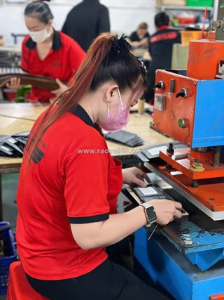 🎯 xưởng da chuyên nghiệp – sản xuất trực tiếp, hỗ trợ sỉ lẻ