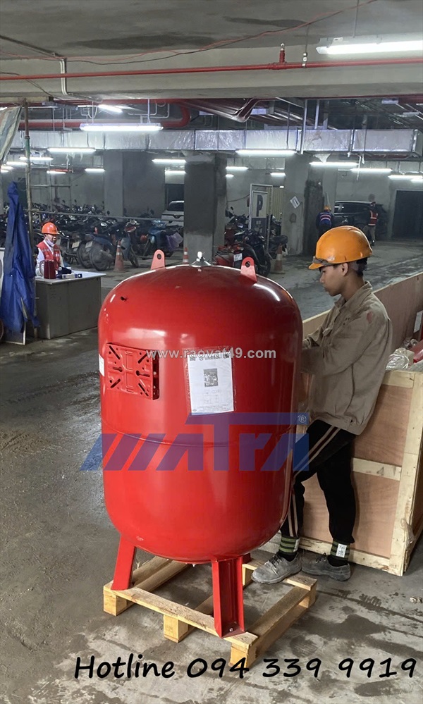 094.339.9919- bình tích áp 500l 16 bar italy varem giá rẻ