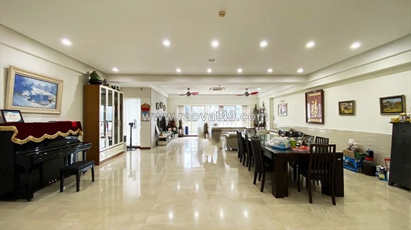 Bán căn hộ 267m2 nguyên bản 4pn view công viên 65ha