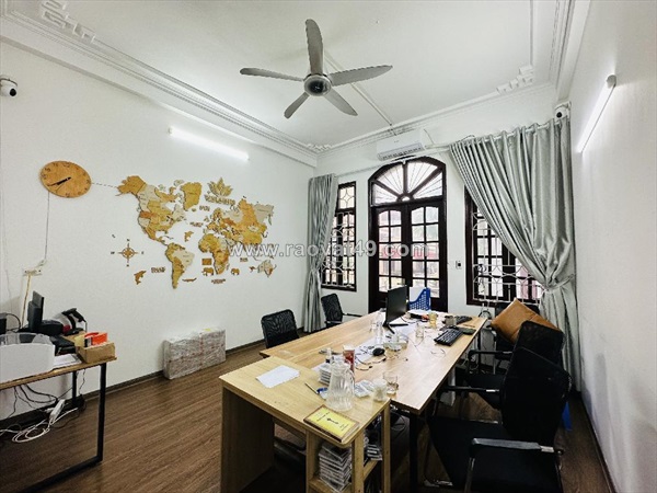 Bán nhà ngõ 89 lạc long quân 39 m 6 tầng 16,5 tỷ
