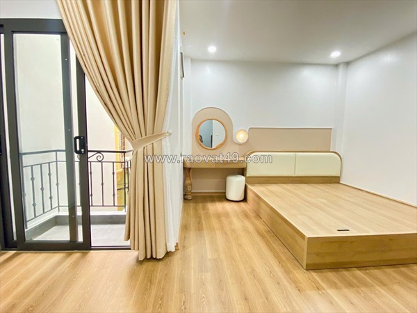Bán nhà quan nhân - thanh xuân - thang máy 37 mét 6 tầng 12,9 tỷ