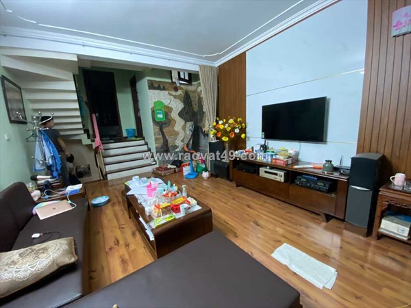 Bán nha xuân đỉnh 31m 5 tầng 8,4 tỷ