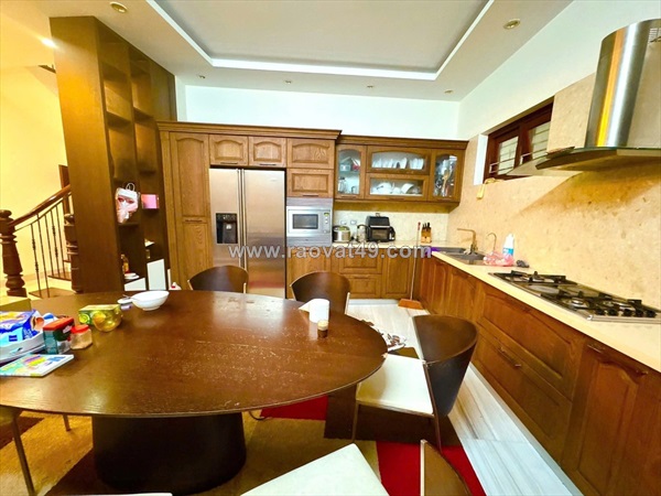 Bán nhà xuân thủy -kinh doanh đỉnh 35 mét 5 tầng 16,8 tỷ