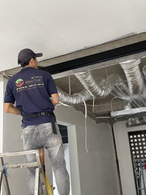 Chi tiết về máy lạnh giấu trần kèm dịch vụ vệ sinh tại nhà cho máy lạnh giấu trần