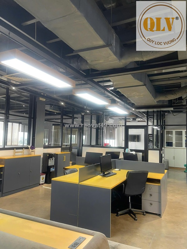 Cho thuê mặt bằng showroom / văn phòng ql13, thuận an, 2.200m²