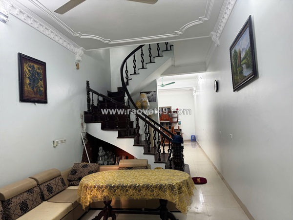 Cho thuê nhà riêng phan chu trinh, khai quang, vĩnh yên. dt 80m2