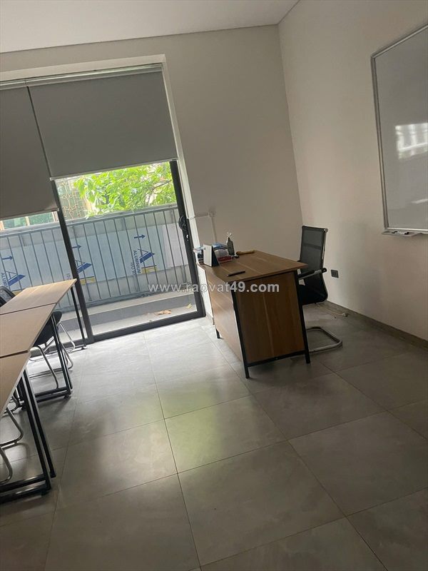Cho thuê văn phòng đẹp cầu giấy - 2 mặt tiền - đỗ ô tô thoải mái - phạm tuấn tài, nghĩa đô