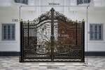 Cổng sắt 2 cánh mỹ thuật mẫu mới giá tốt