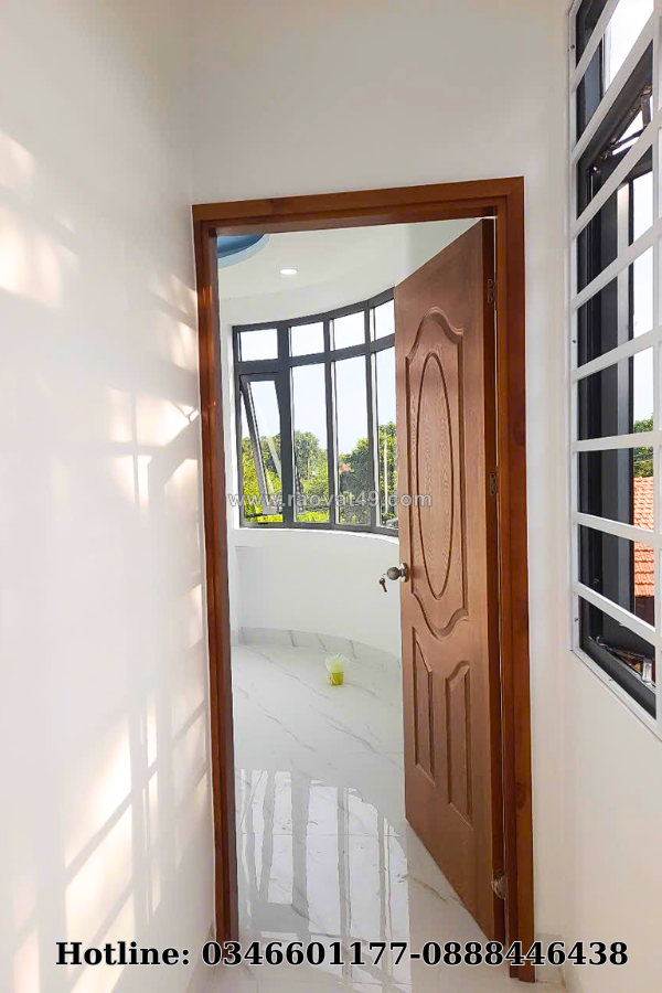 Cửa gỗ hdf veneer tại nhà bè
