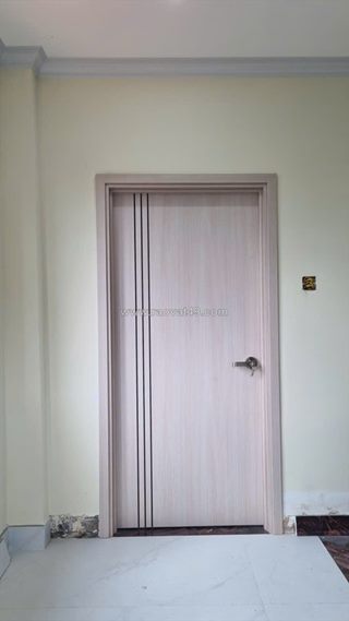 Cửa nhựa giả gỗ tại quận 12 | nên chọn loại nào?