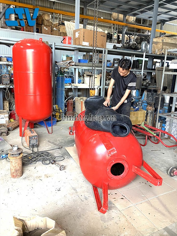 Dịch vụ thay thế bình tích áp nhanh chóng – chuyên nghiệp