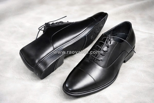 Gia công đồ da cho local brand – giải pháp giúp bạn tạo sản phẩm riêng