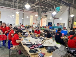 Gia công đồ da theo mẫu – triển khai từ ý tưởng