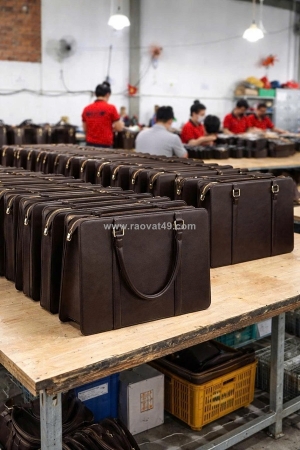 Gia công quà tặng đồ da sự kiện – giải pháp giúp doanh nghiệp tạo ấn tượng 2026