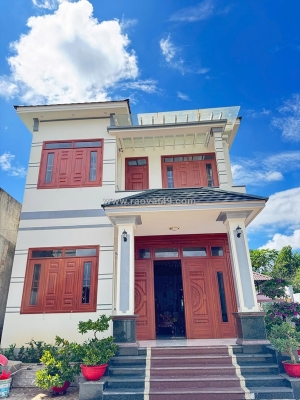 Giá cửa thép vân gỗ tại ninh hòa – khánh hòa