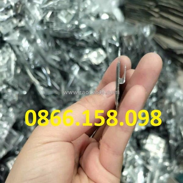 Kẹp inox giữ tấm nhựa ốp tường là gì? ưu điểm và ứng dụng thực tế