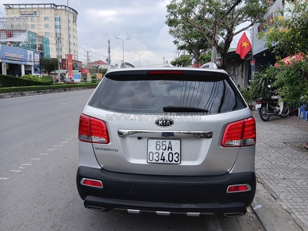 ~/Img/2026/4/kia-sorento-2013-24-ban-cao-cap-awd-02-cau-bon-banh-chu-dong-toan-thoi-gian-02.jpg