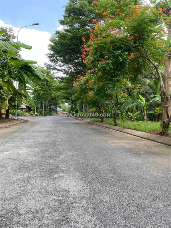 Lô đất kdc phú nhuận phước long b dt 300m vị trí đẹp giá tốt