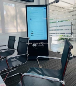 Màn hình quảng cáo 55” – hiển thị 4k sắc nét, thu hút mọi ánh nhìn!