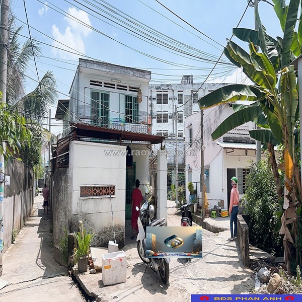 Nhà phố 77 m2 đất, chỉ 4 đồng hơn | có những căn nhà giá trị không nằm ở những bức tường cũ..