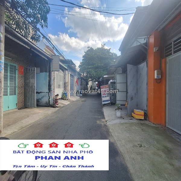 Nhà phố hẻm xe tải mà chỉ có hơn 30 tr/ m². có phải gaiá đất nhà phố quận 9 đang quay về 3 năm...