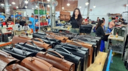 Nhập sỉ đồ da từ xưởng sản xuất – giải pháp cho người muốn bán nhanh, xoay vốn nhanh